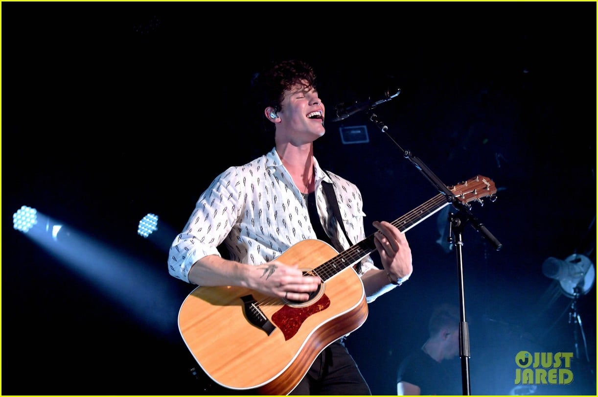 Shawn Mendes Performs Exclusive Concert for SiriusXM Photo 4114787