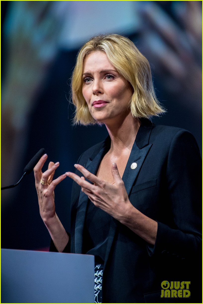 Charlize Theron Gives Speech at International AIDS Conference in