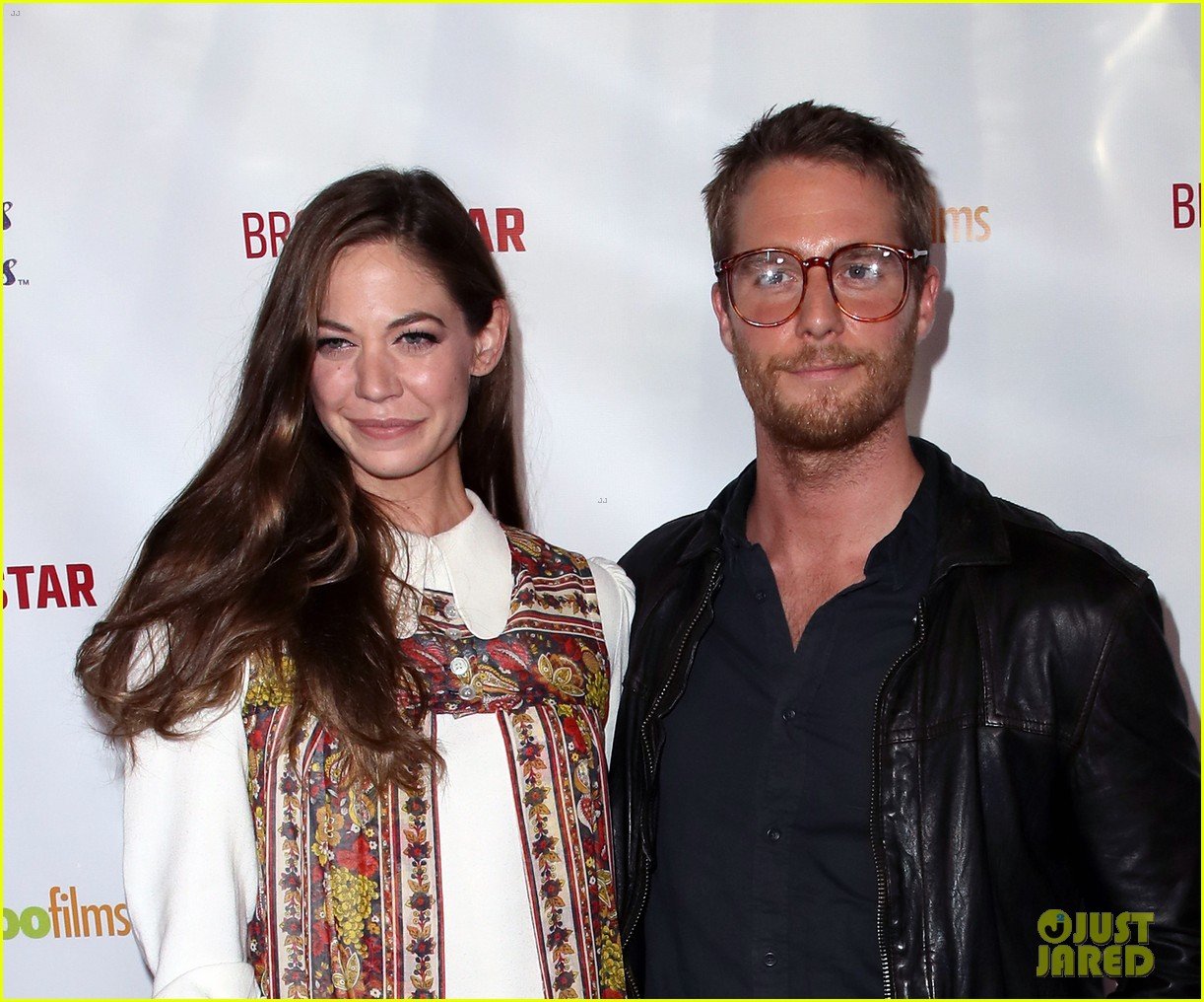 Analeigh Tipton Gets Support from Jake McDorman & Rachael Leigh Cook at