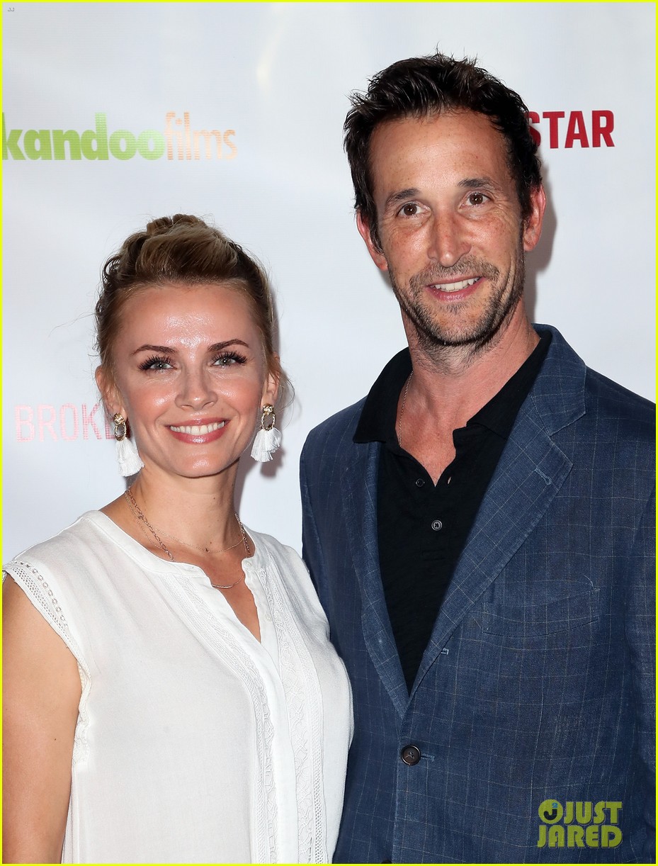 Analeigh Tipton Gets Support from Jake McDorman & Rachael Leigh Cook at