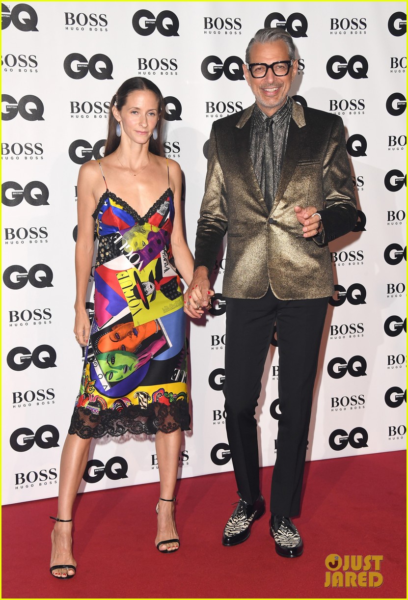 online dating profile picture