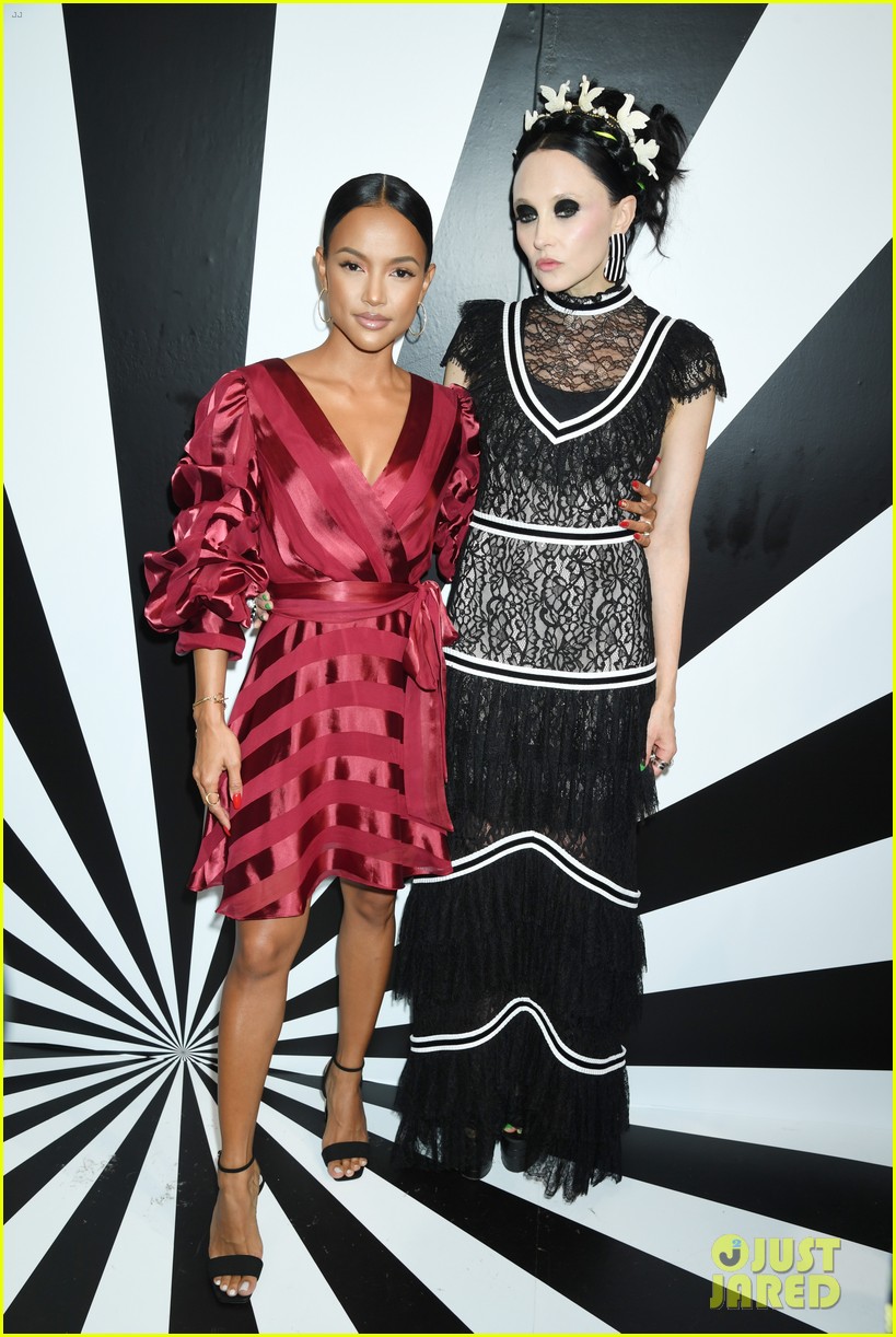 Katie Holmes & Caitlyn Jenner Attend alice + olivia Presentation On a