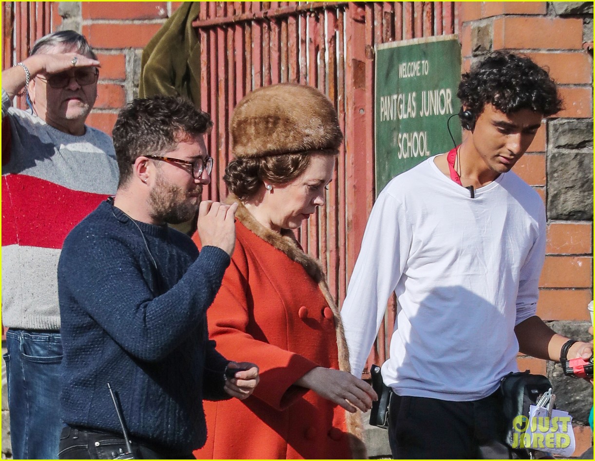 Olivia Colman Films Aberfan Disaster Scene for 'The Crown' Season 3