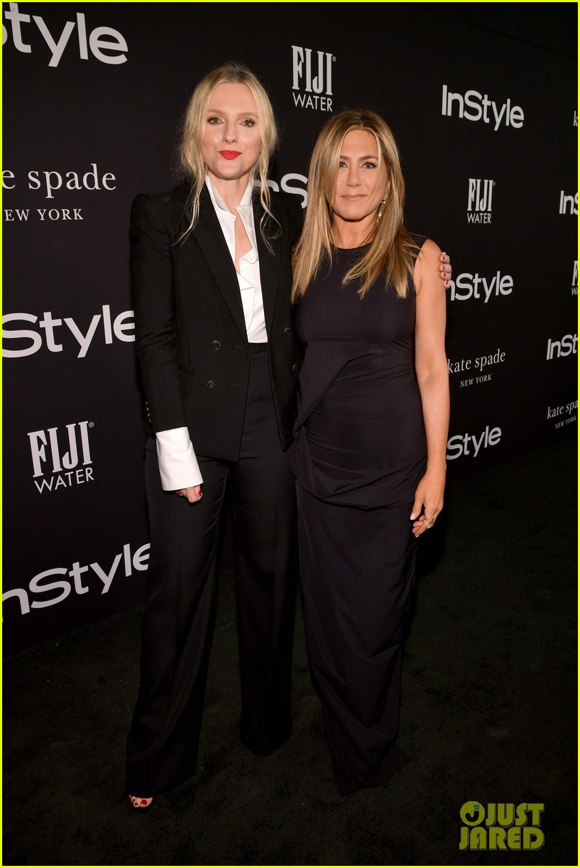 Jennifer Aniston Supports Hairstylist Of The Year Chris Mcmillan