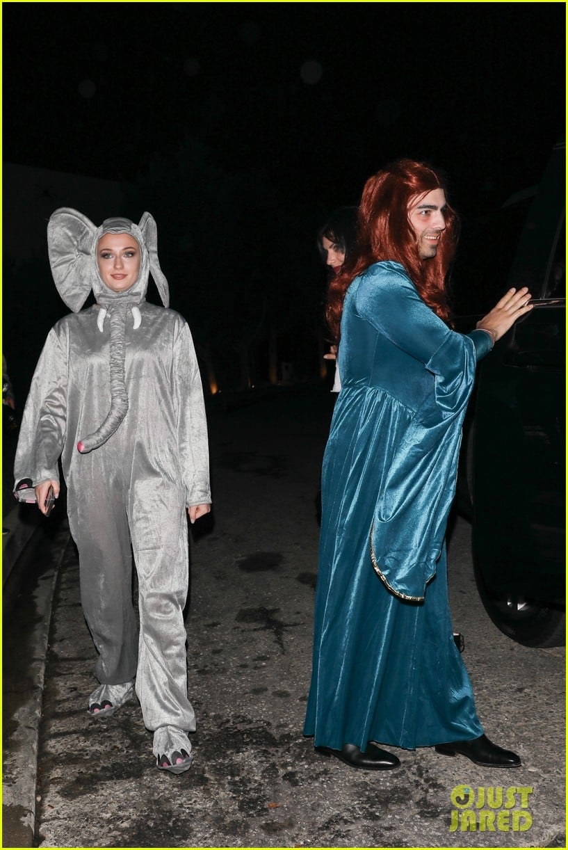 Joe Jonas Goes as Sophie Turner's 'Game of Thrones' Character for