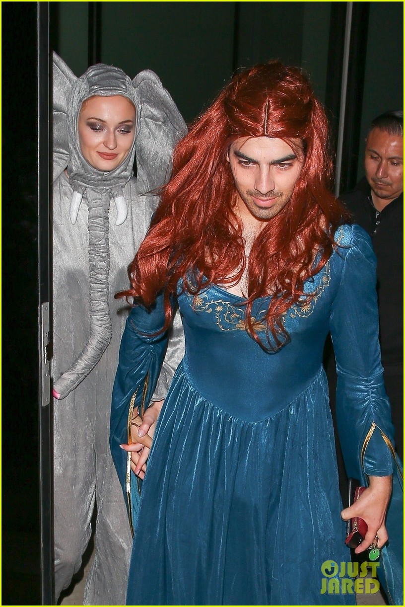 Joe Jonas Goes as Sophie Turner's 'Game of Thrones' Character for