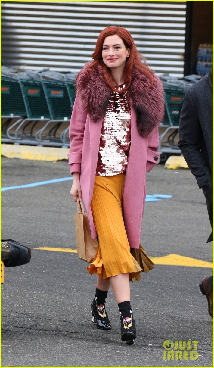 Anne Hathaway & Gary Carr Film Romantic Scene for 'Modern Love' in