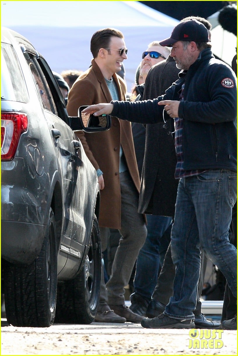 Chris Evans Gets a Pat Down in First 'Knives Out' Set Photos! Photo