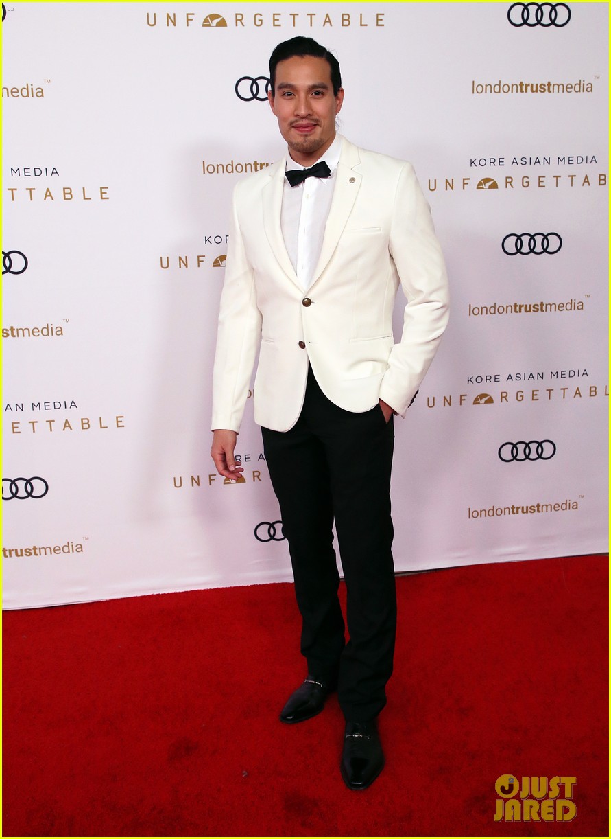 John Cho, 'Crazy Rich Asians' Cast & More Honored at Unforgettable Gala