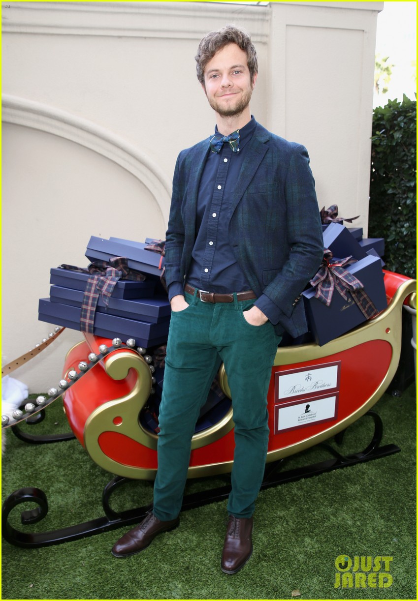 Sofia Vergara, Elizabeth Olsen & Jennifer Morrison Step Out for Brooks