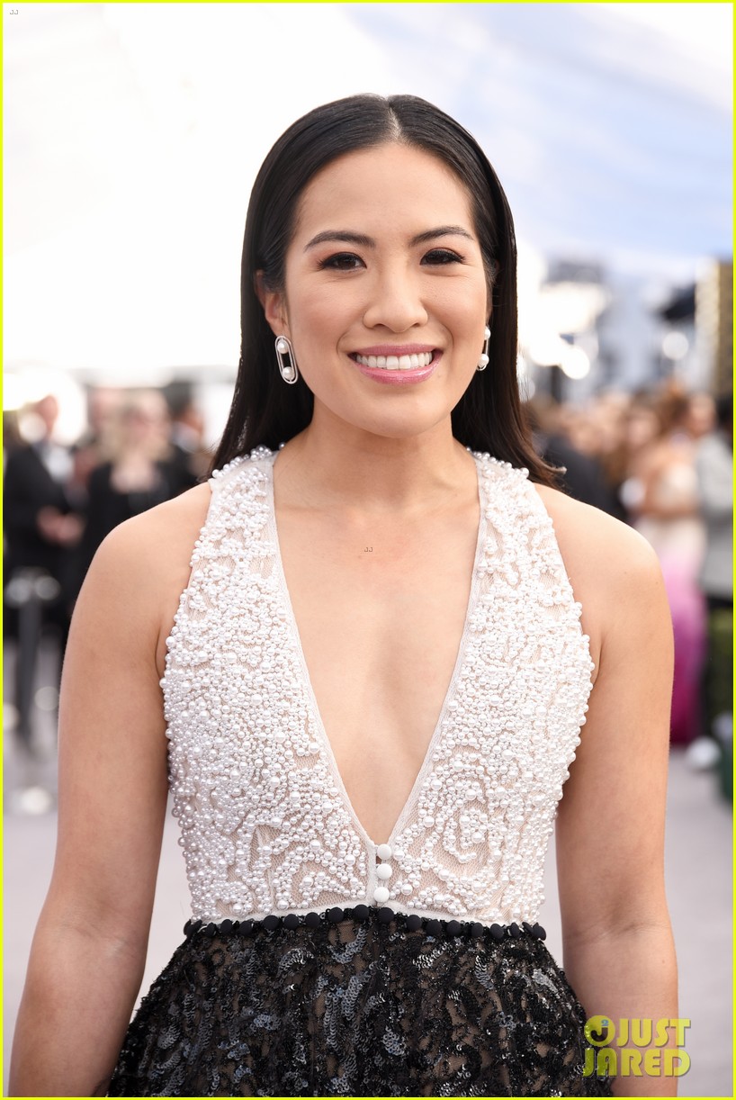 Graham Rogers & Emily Osment Bring 'Kominsky Method' To SAG Awards 2019