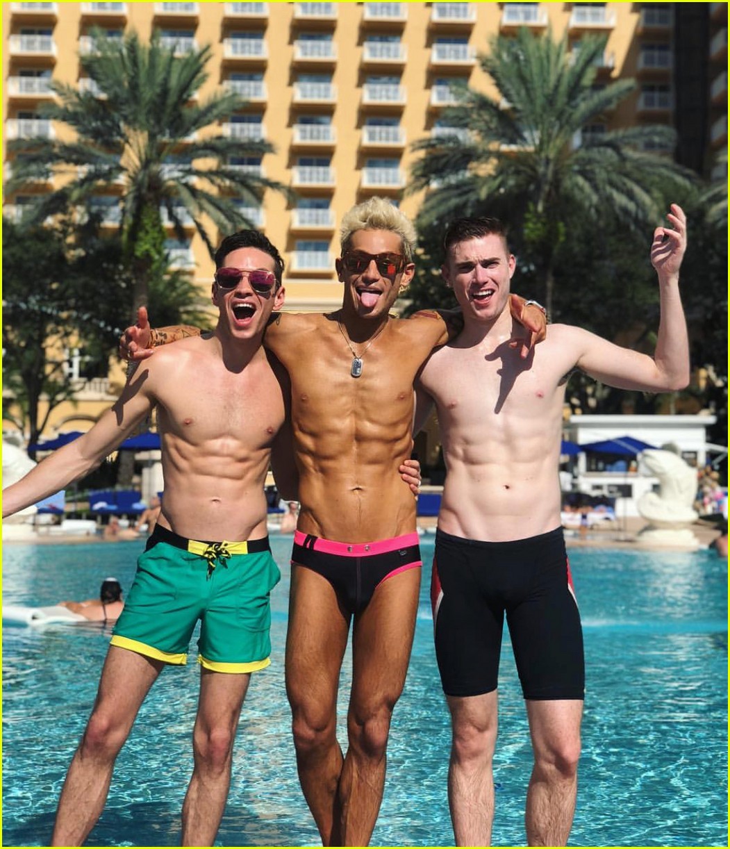 Frankie Grande Splits From Married Couple, Confirms He's ...
