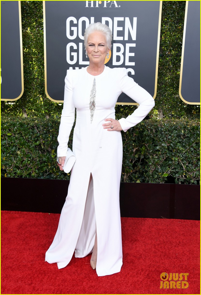 Jamie Lee Curtis Looks Wonderful in White at Golden Globes 2019!: Photo