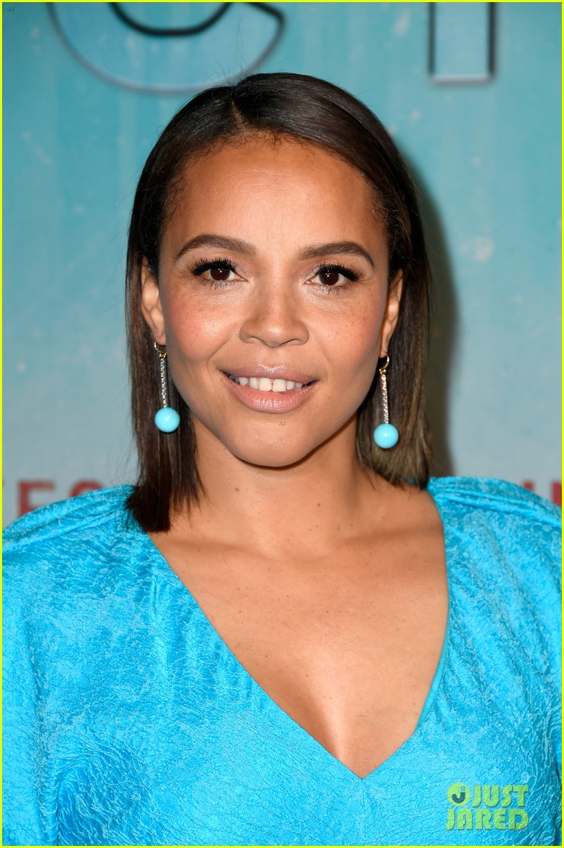 Matthew McConaughey Supports Mahershala Ali & 'True Detective' Cast at