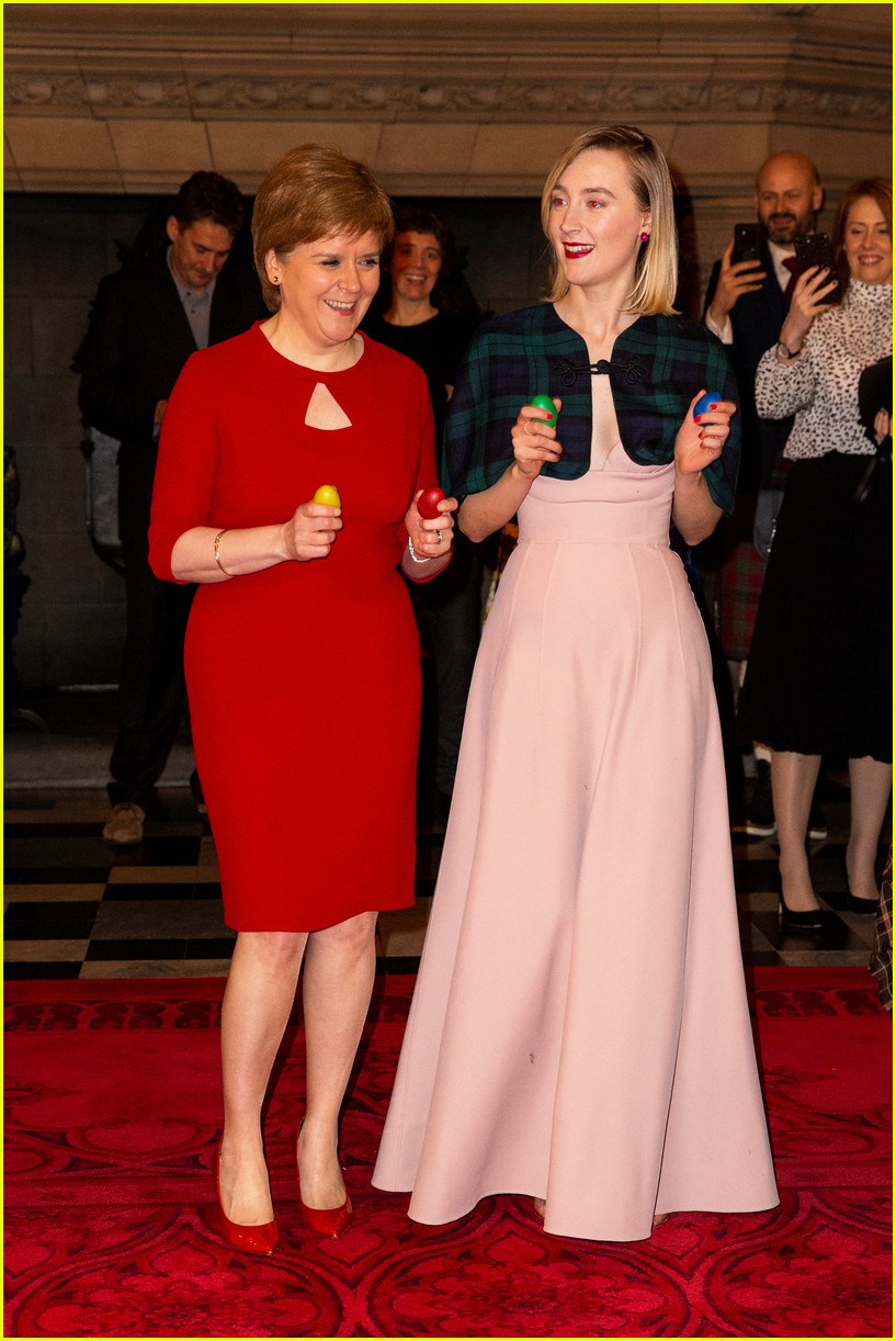 mary queen of scots movie premiere