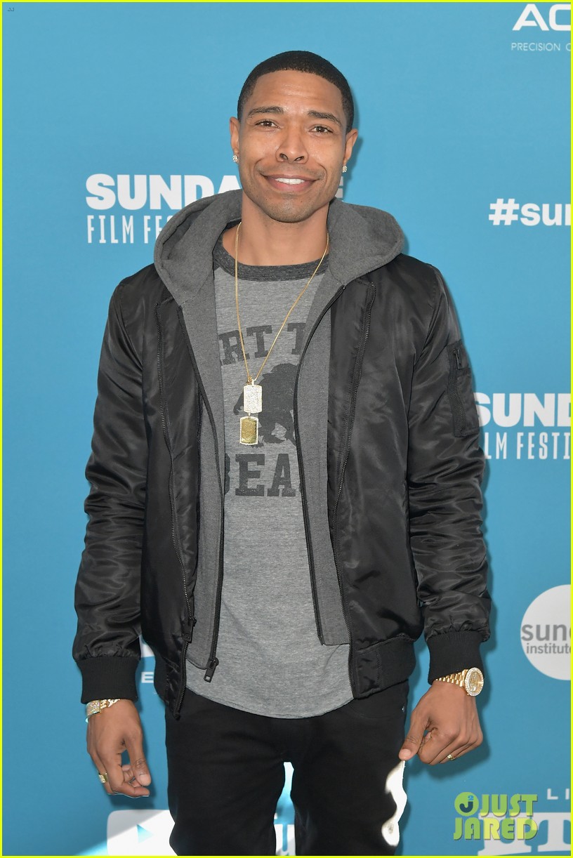 Jada Pinkett Smith is Joined by Kids Jaden & Willow at 'Hala' Premiere