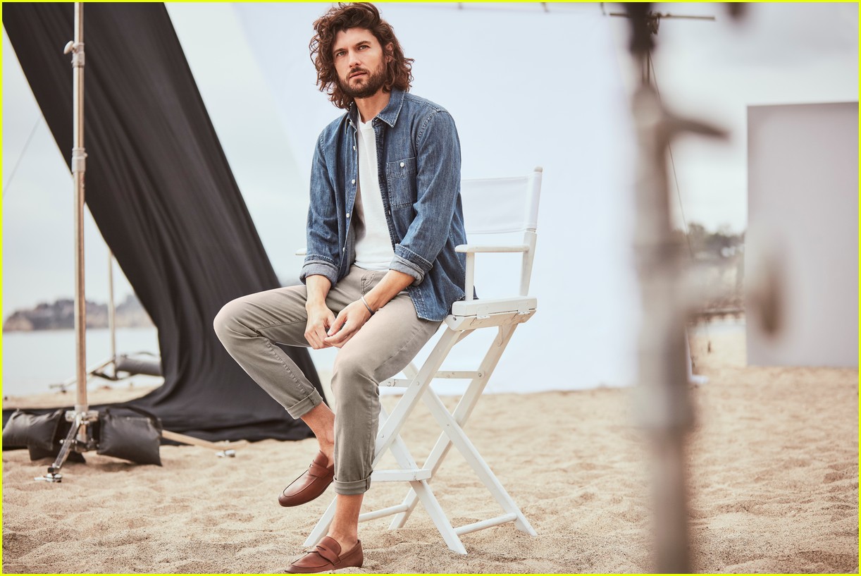 7 for all mankind campaign