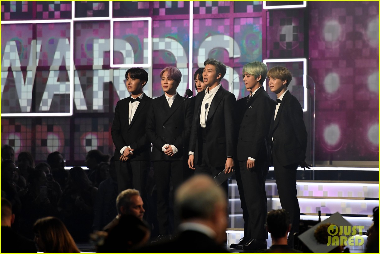 BTS Present H.E.R. With Best R&B Album at Their First