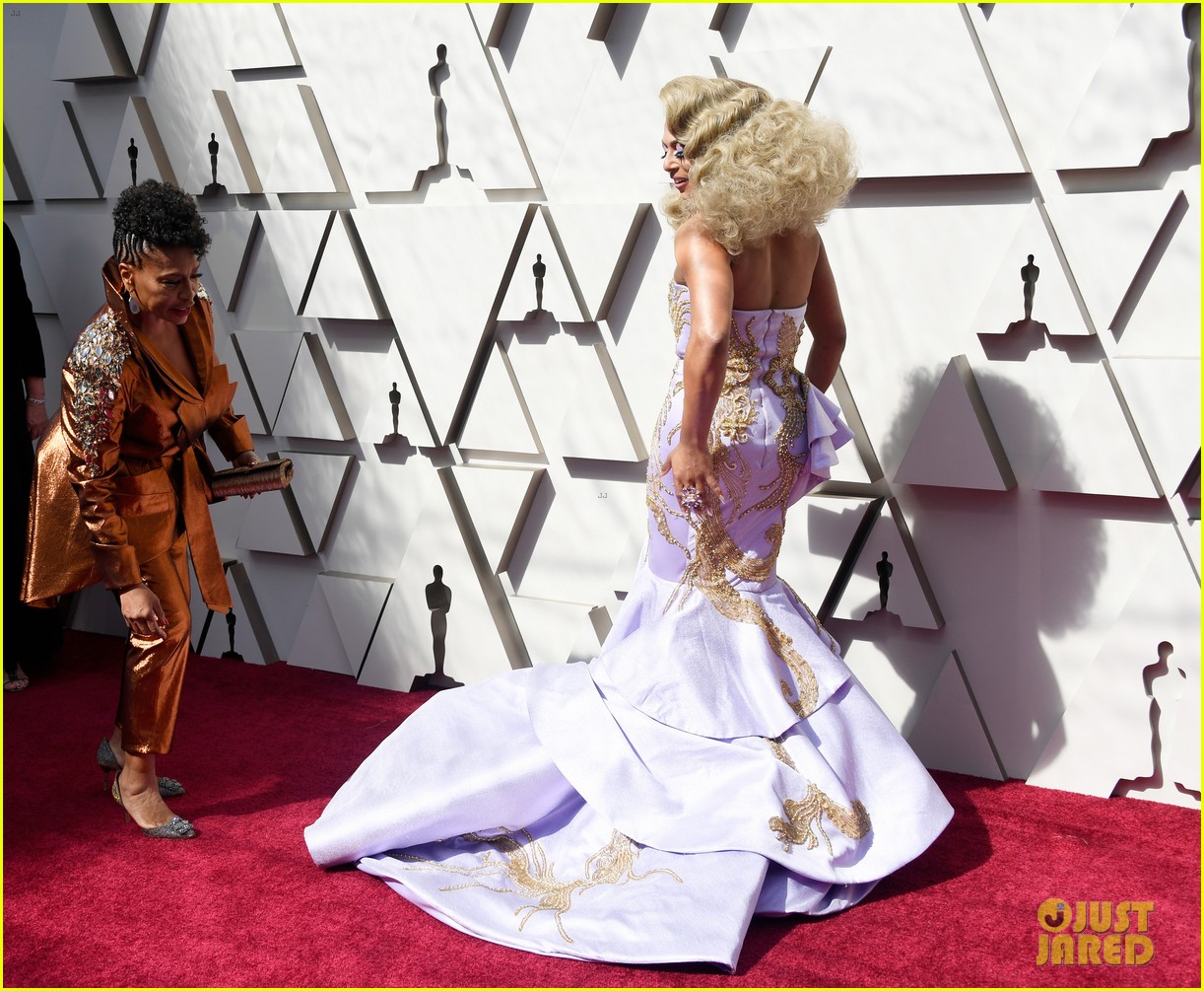 shangela oscars dress
