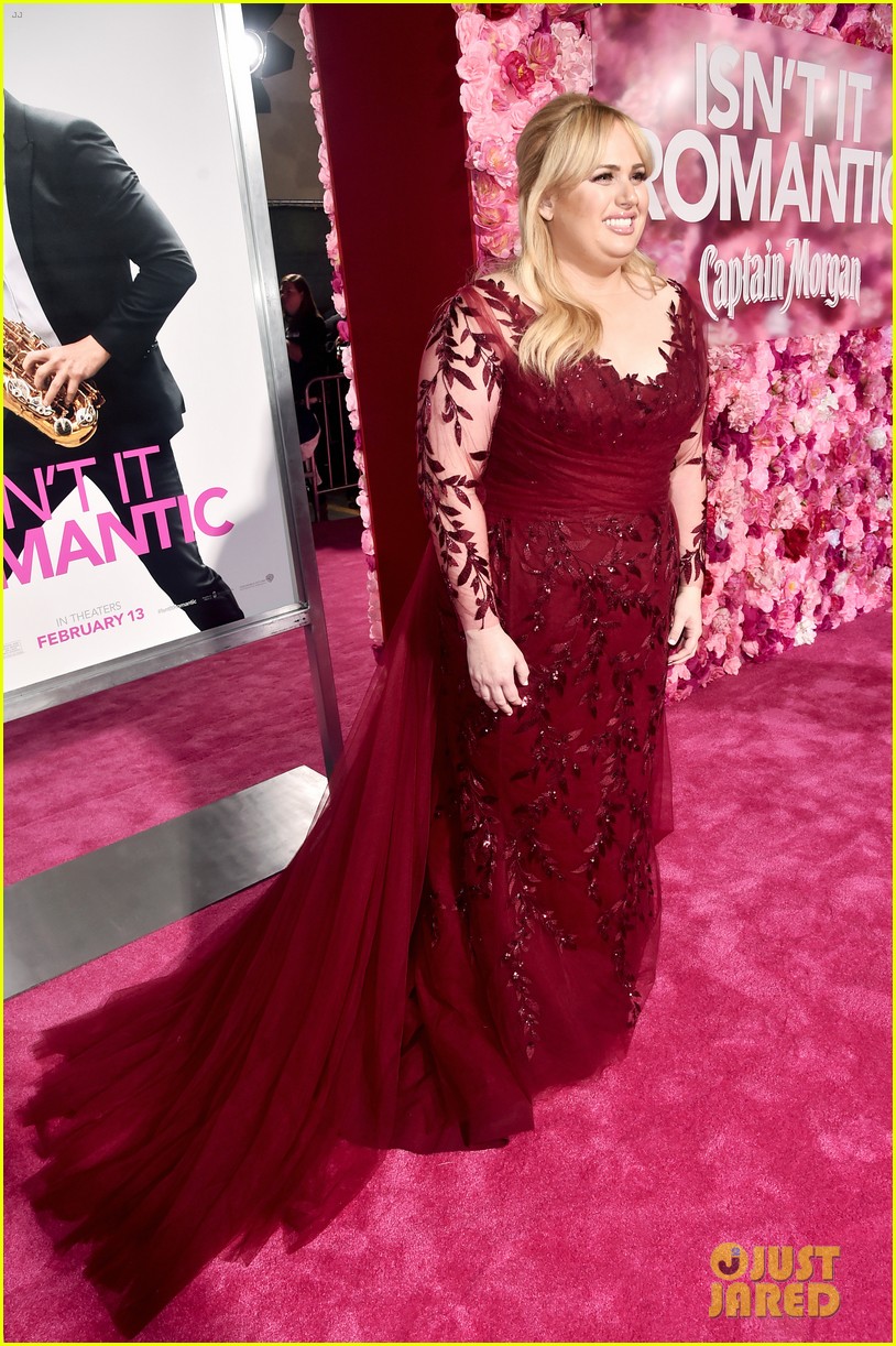Rebel Wilson Joins 'Isn't It Romantic' Cast at Premiere!: Photo 4237756