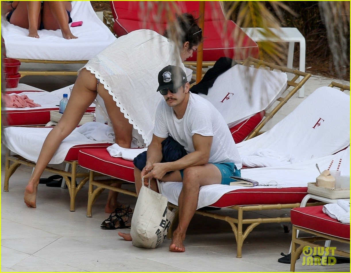 James Franco Packs on PDA with Girlfriend Isabel Pakzad in