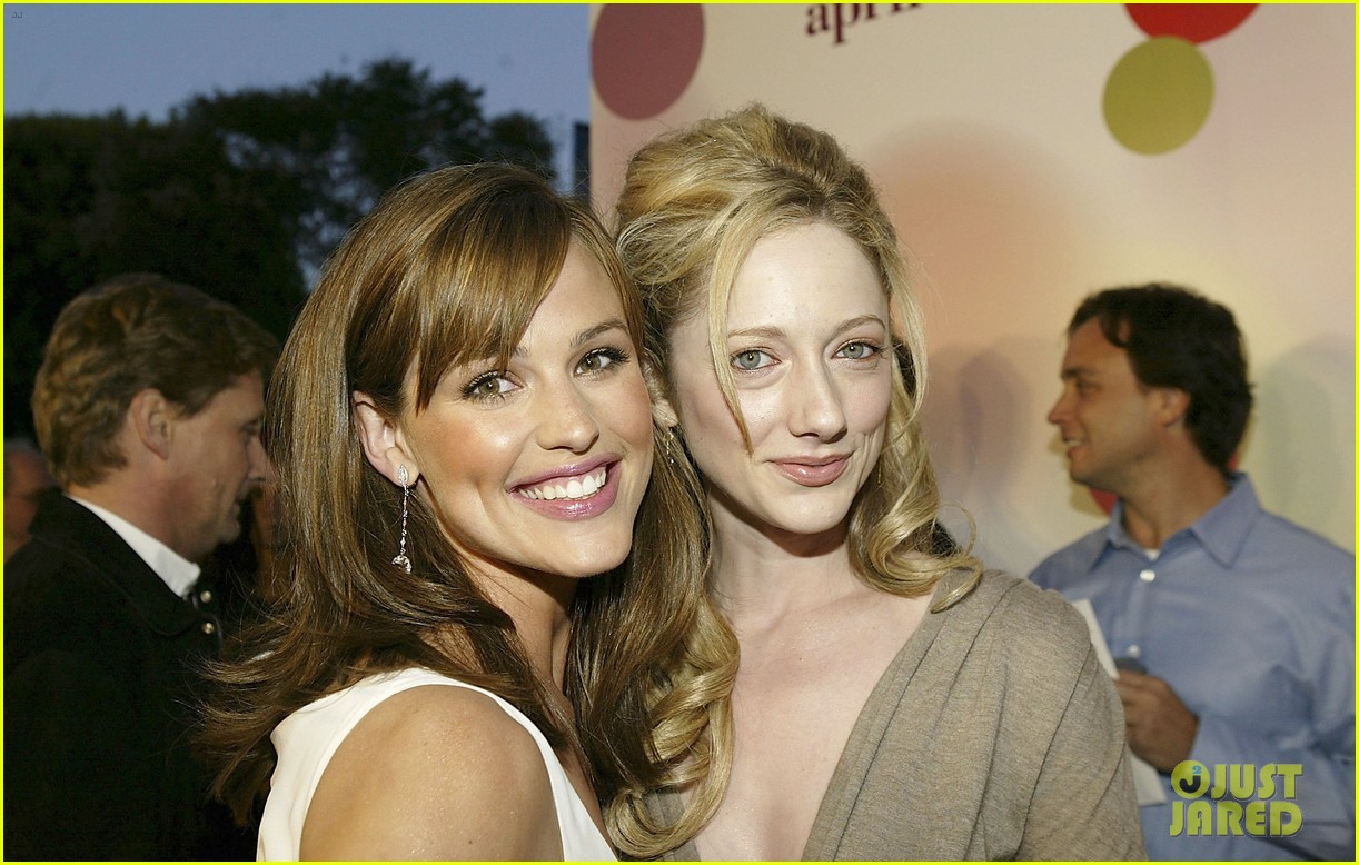 Jennifer Garner Looks Back at '13 Going on 30' on 15th Anniversary