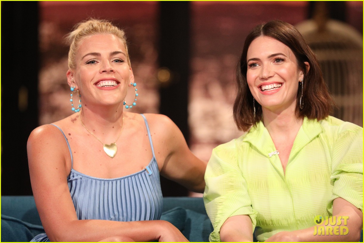 Mandy Moore Gives Update On New Music On 'Busy Tonight' - Watch!: Photo