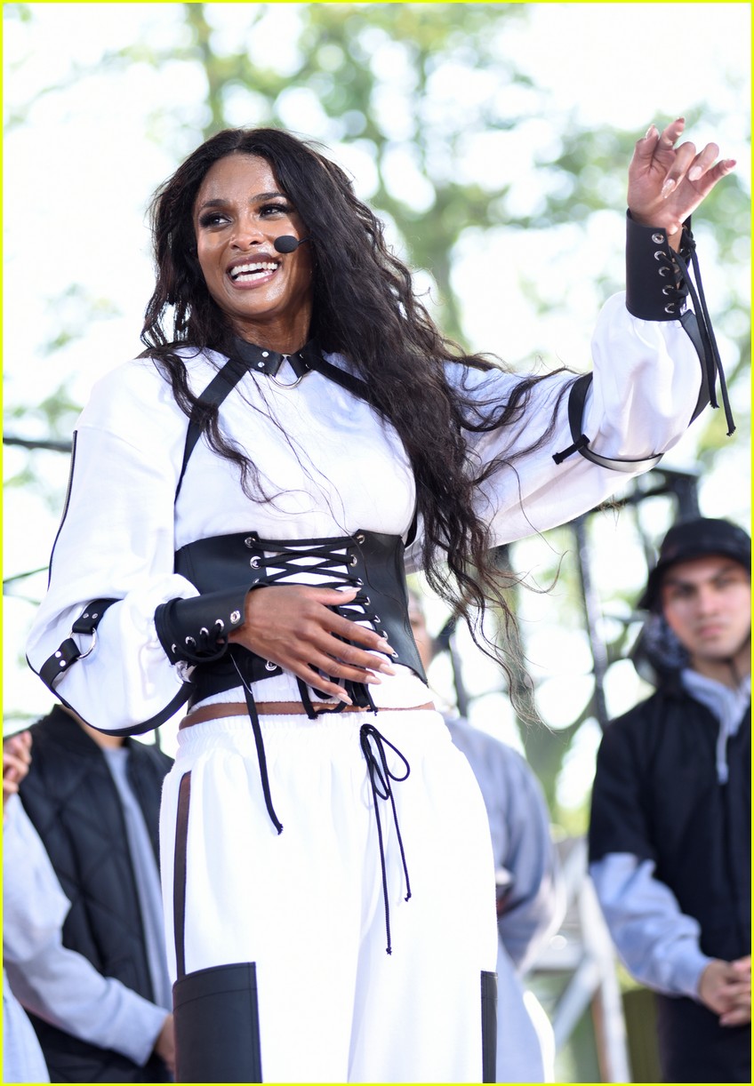 Ciara Performs 'Thinkin' Bout You' for 'GMA' Concert Series! Photo