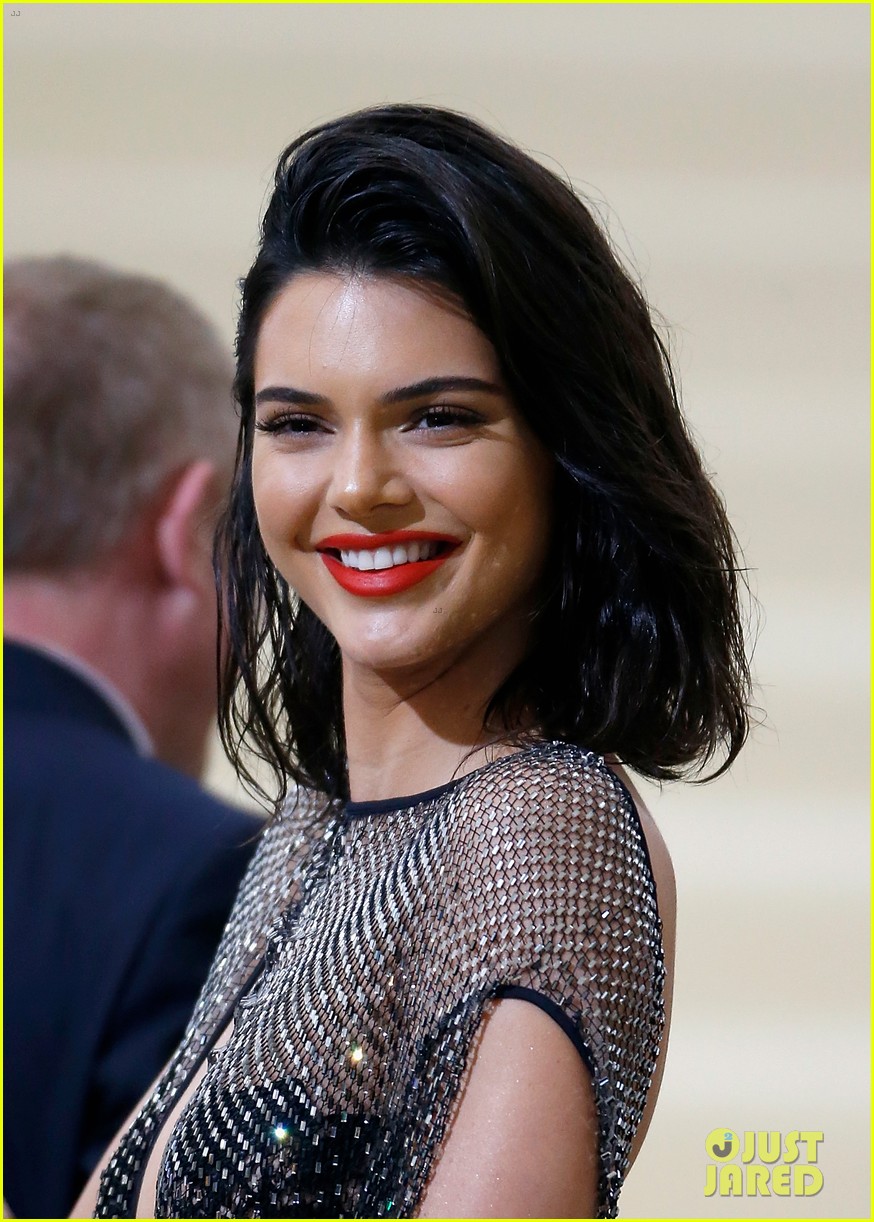 Kendall Jenner's Hair Style Evolution Over the Years Photo 4311297