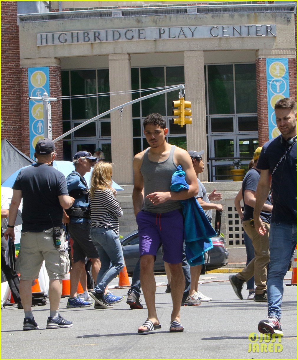 Anthony Ramos & Co-Stars Film &lsquo;96,000&rsquo; Scene for &lsquo;In the Heights&rsquo; Movie