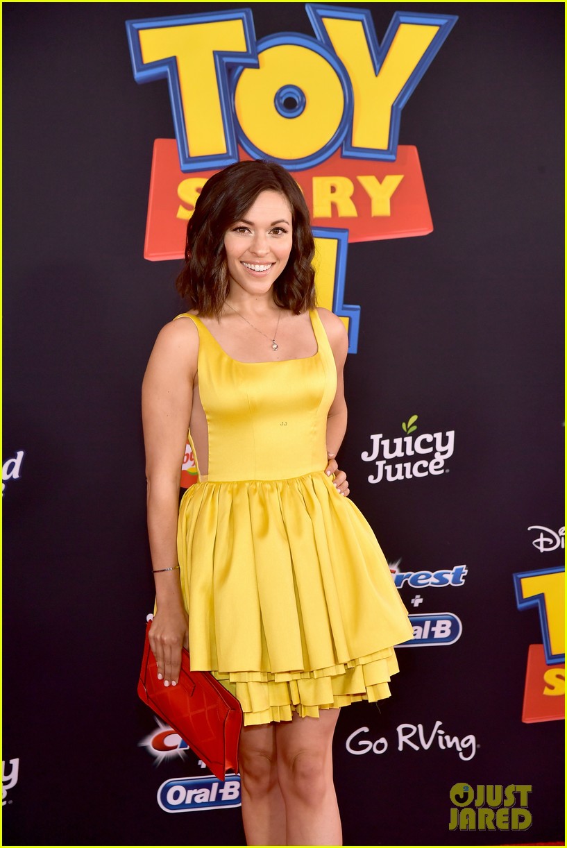 keanu reeves toy story 4 premiere