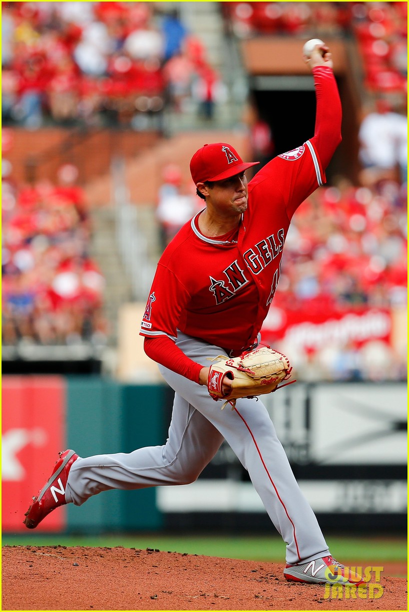 Tyler Skaggs Dead L.A. Angels Pitcher Dies at 27 Photo 4317137 RIP