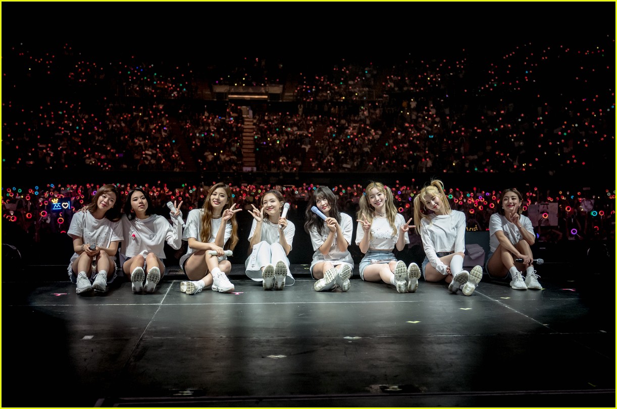 KPop Girl Group TWICE Performs FirstEver U.S. Show at The Forum in LA