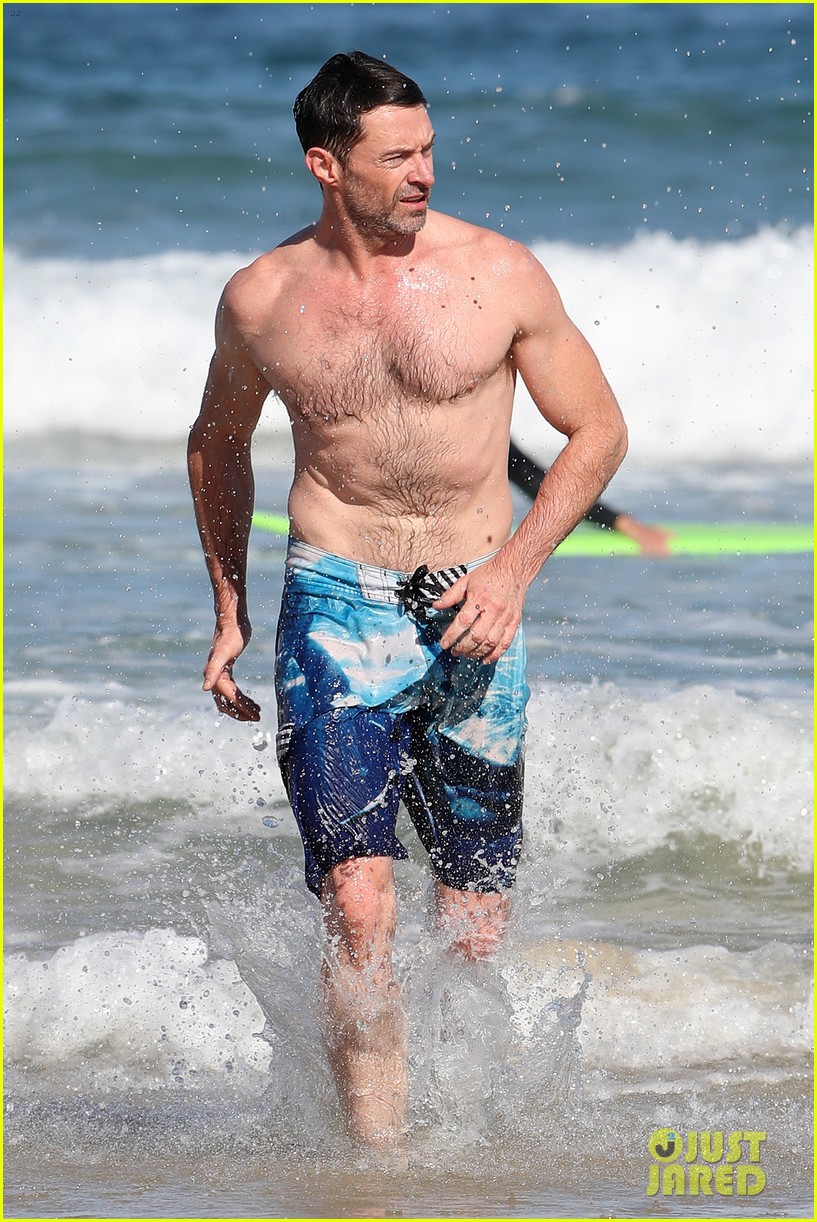 Hugh Jackman Goes Shirtless for Swim in the Ocean! Photo 4329472