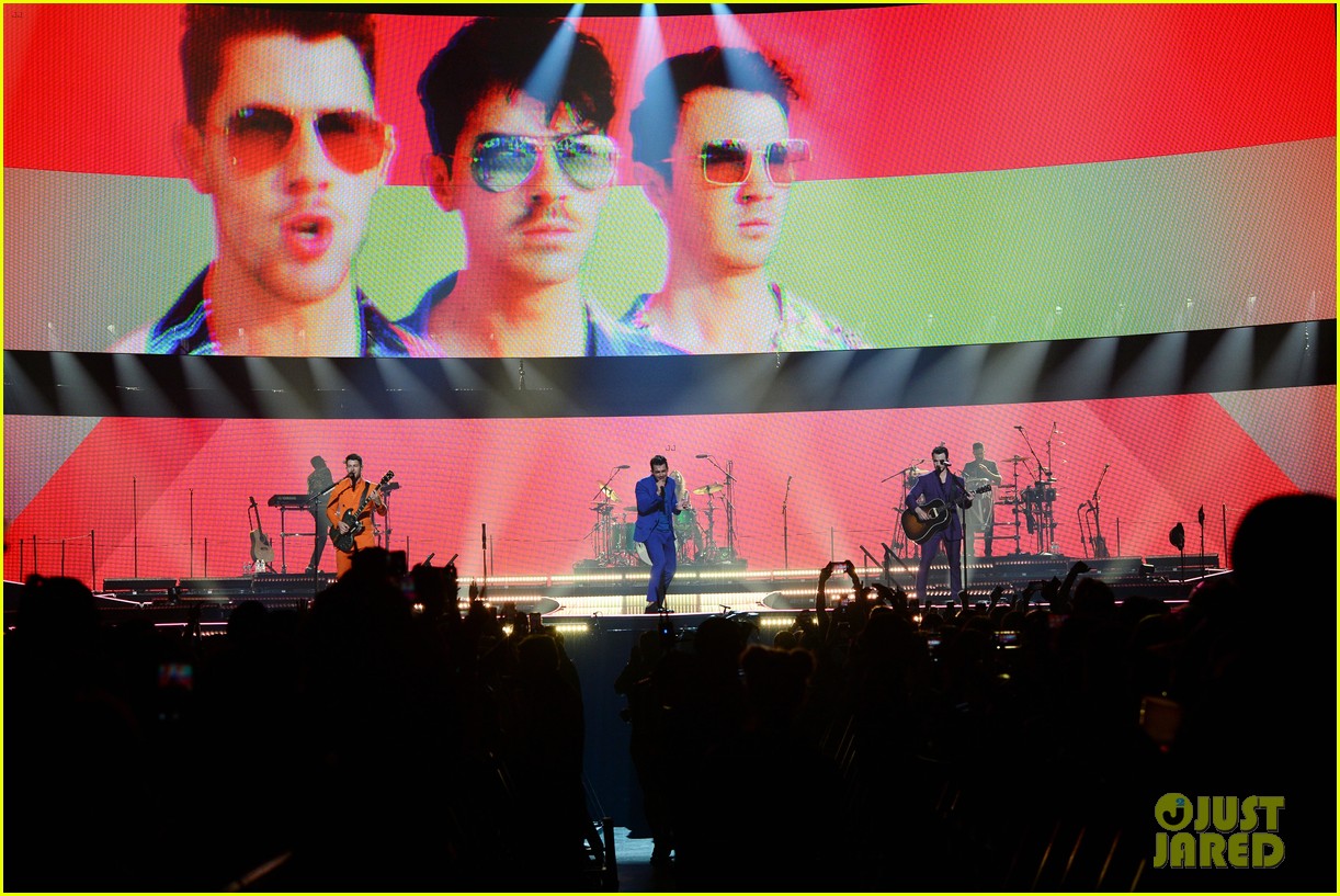 The Jonas Brothers Kick Off 'Happiness Begins' Tour in Miami See the