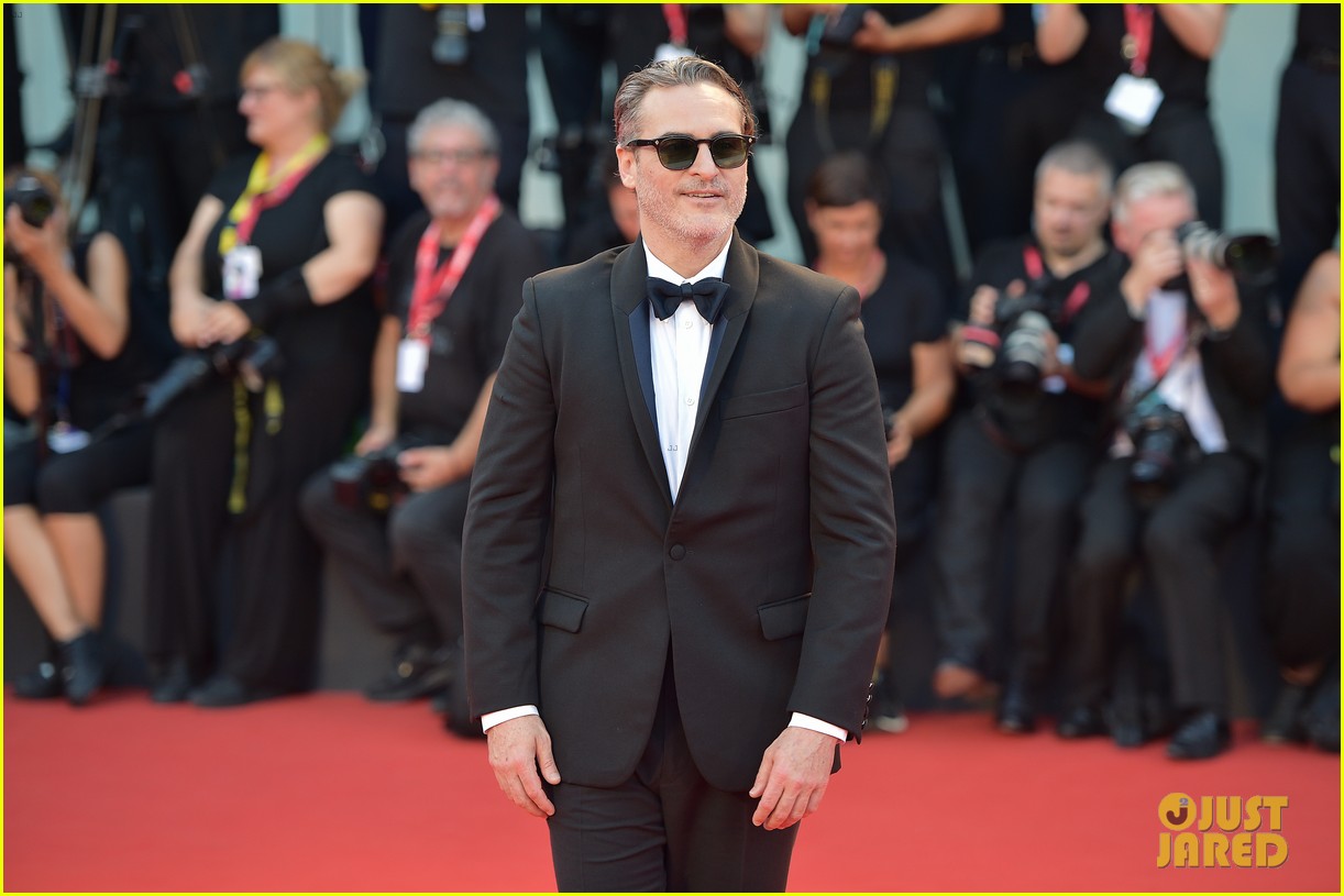 joaquin phoenix joker premiere