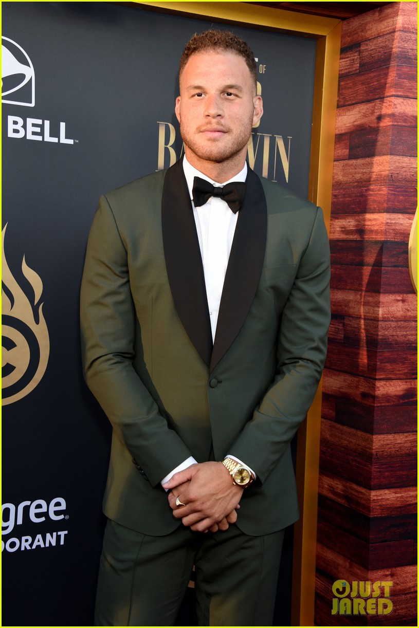 Alec Baldwin is Supported by Daughter Ireland at Comedy Central Roast