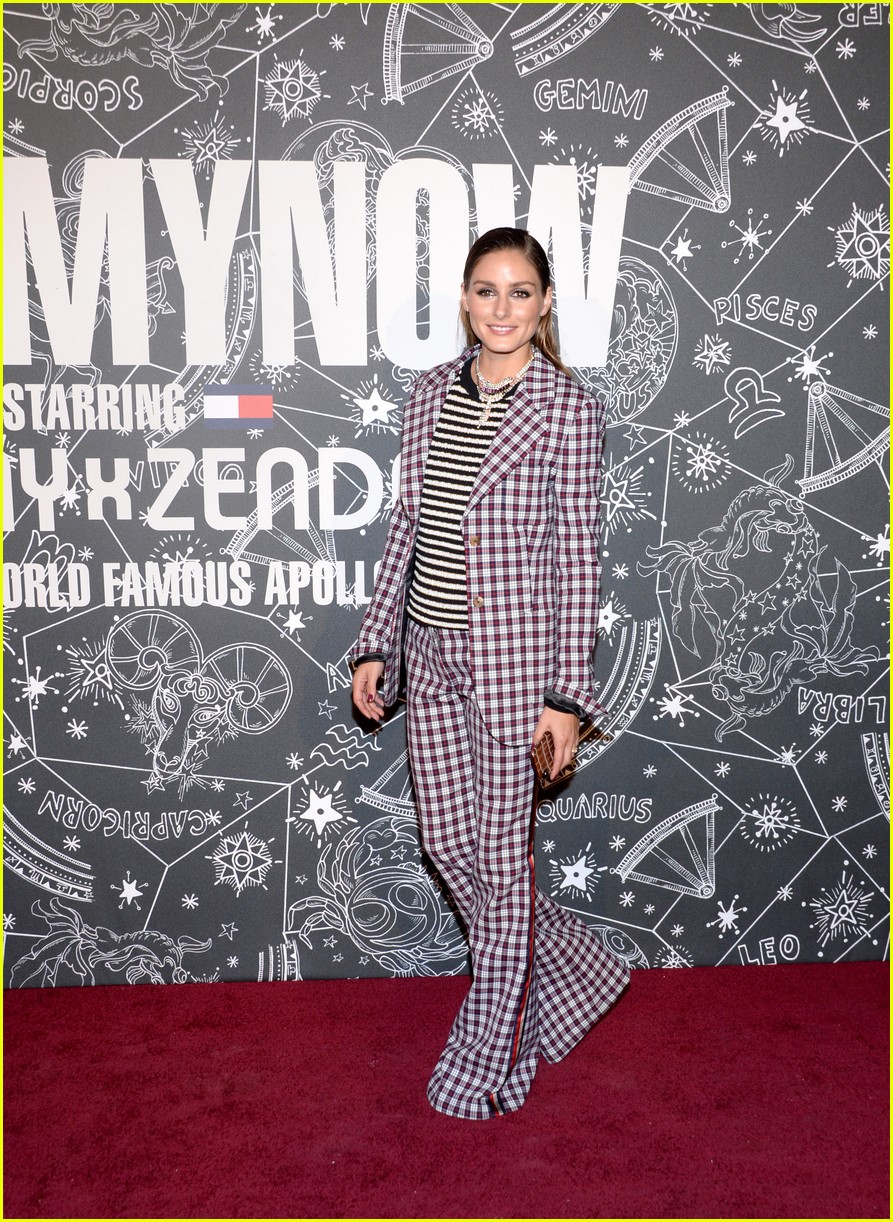 Zendaya's 'Euphoria' Co-Stars Support Her at NYFW Show!: Photo 4349098
