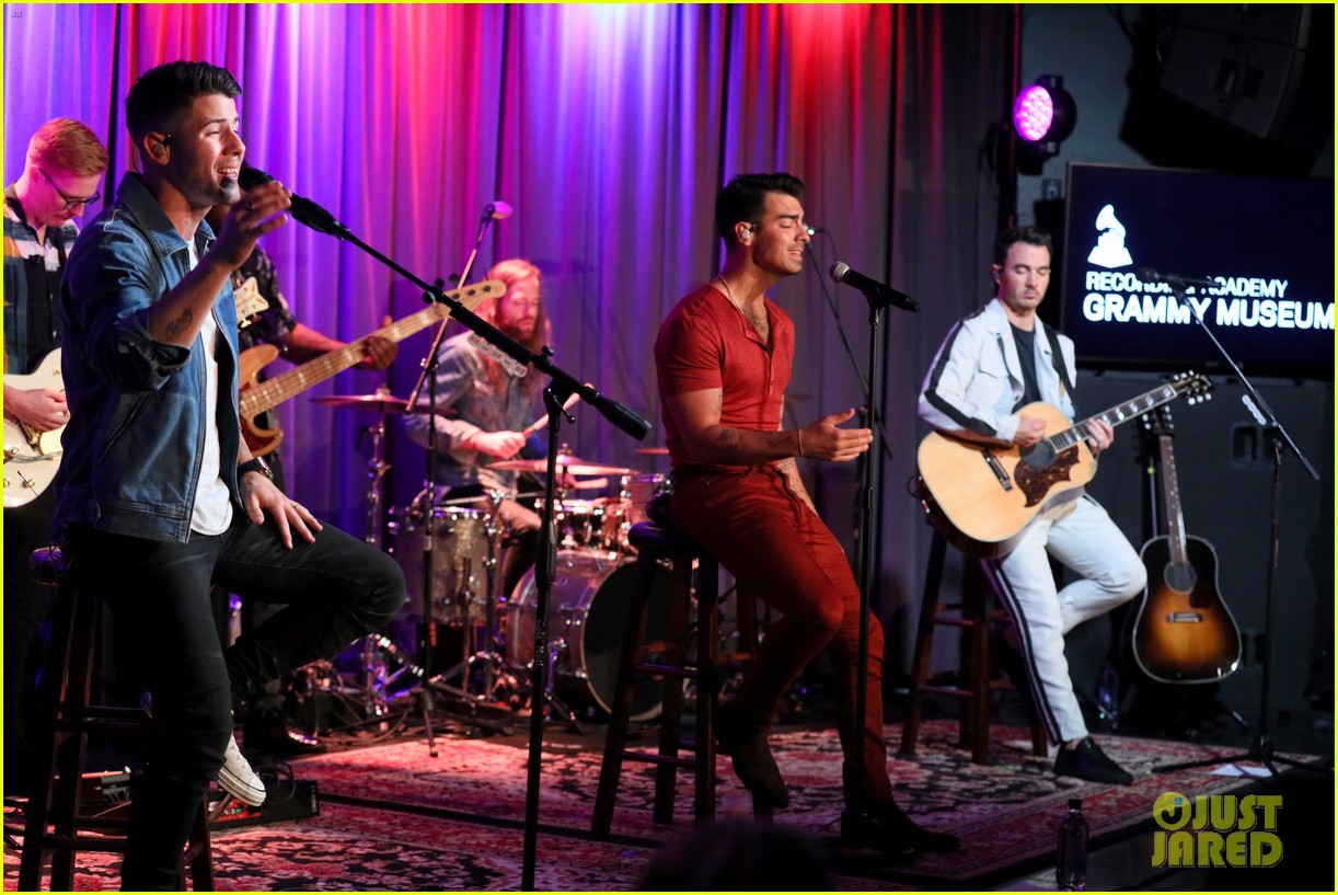 The Jonas Brothers Surprise Fans Backstage At 'Ellen' Watch Here