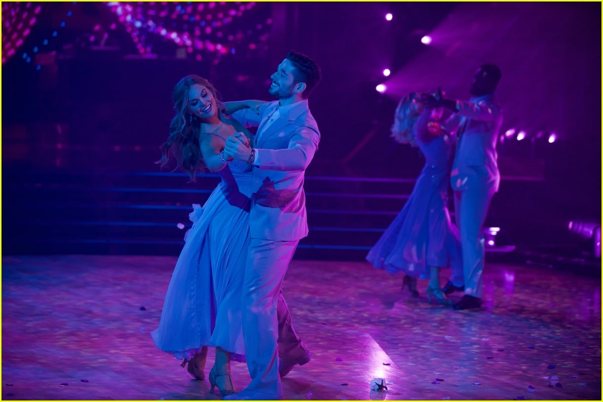 Hannah Brown Earns Her First Perfect Score on 'DWTS' Finale & Then