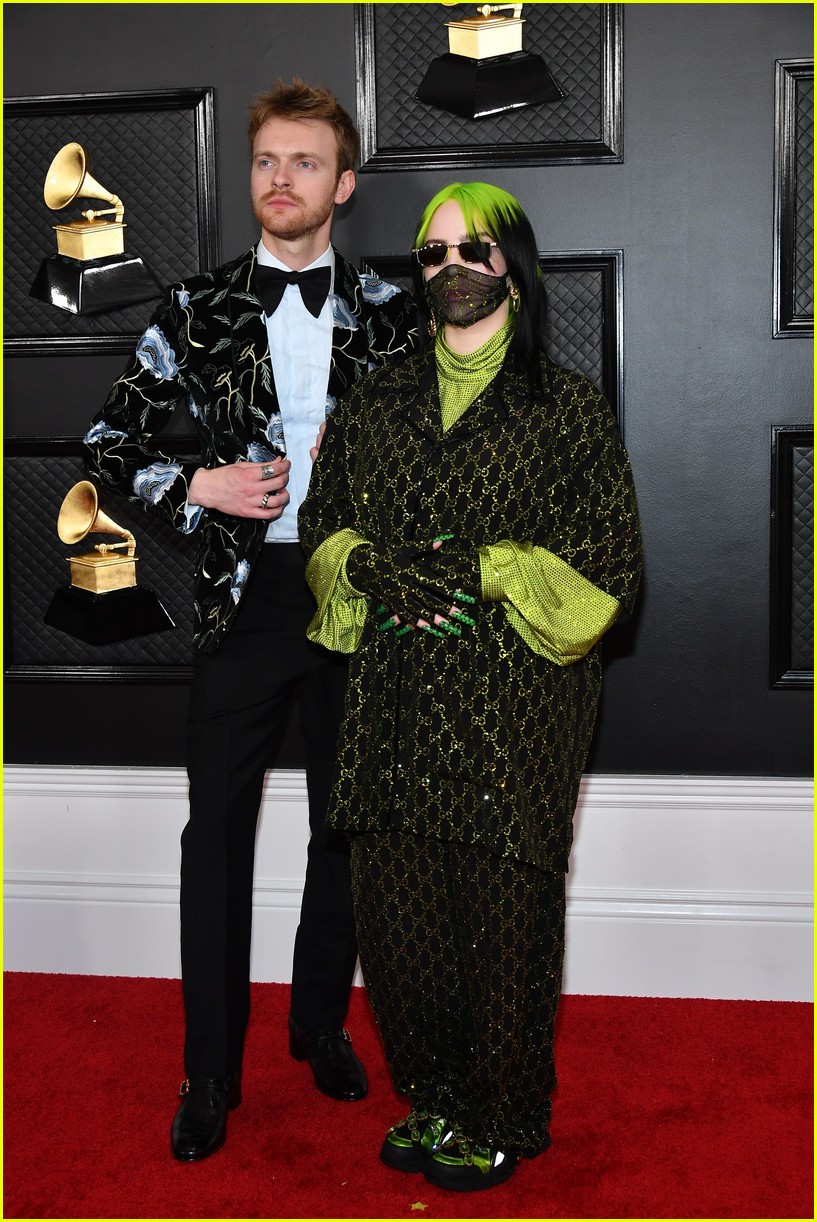 Billie Eilish Goes Green In Gucci For Grammys 2020 Photo 4423197
