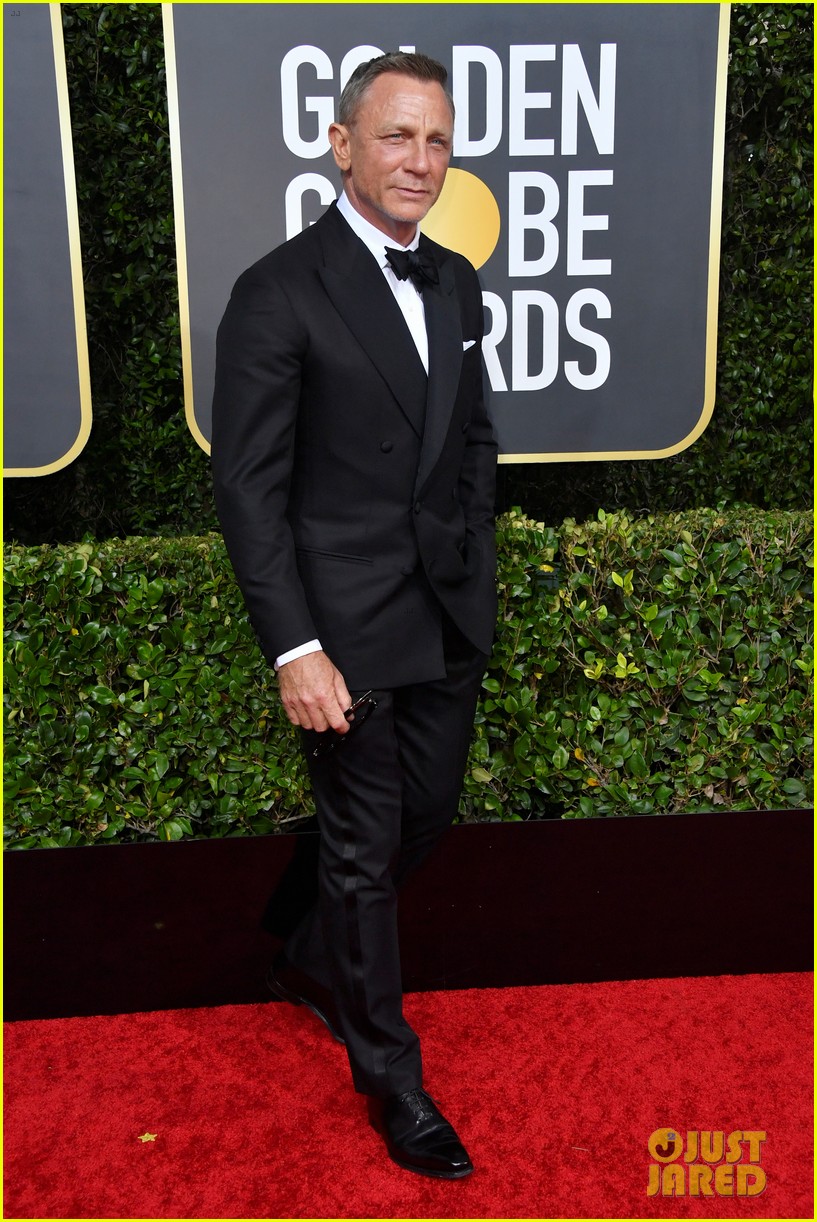 Daniel Craig Talks 'Knives Out' Sequel at Golden Globes 2020: 'I Wouldn't  Say No': Photo 4410486
