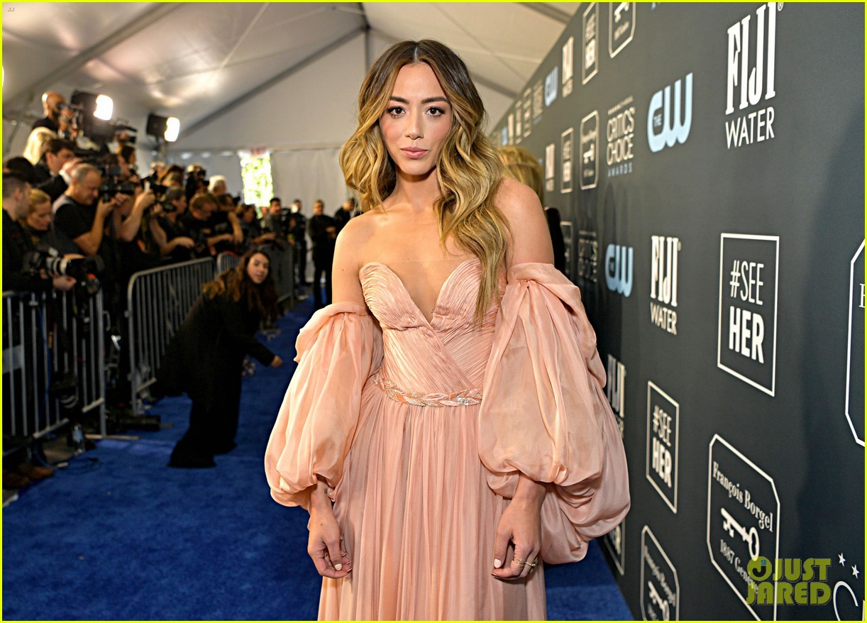 Adam DeVine & Fiancee Chloe Bridges Couple Up for Critics' Choice