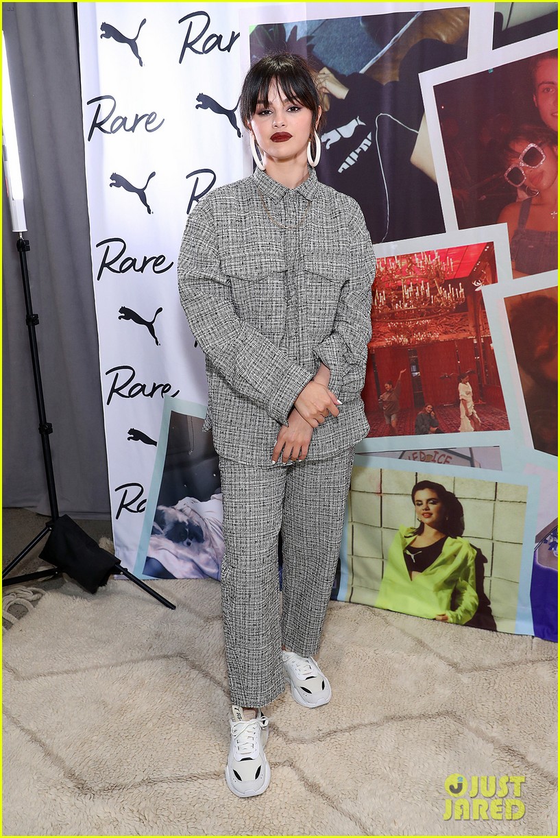 Selena Gomez Wears 'Rare' Hoodie After Meeting Fans At Puma Party: Photo 4416251 | Selena Gomez 