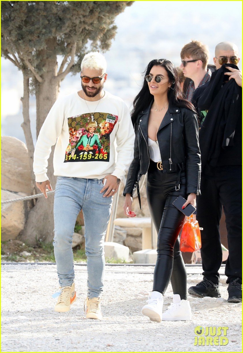 Maluma & Girlfriend Vivien Rubin Pack on the PDA While Visiting Greece