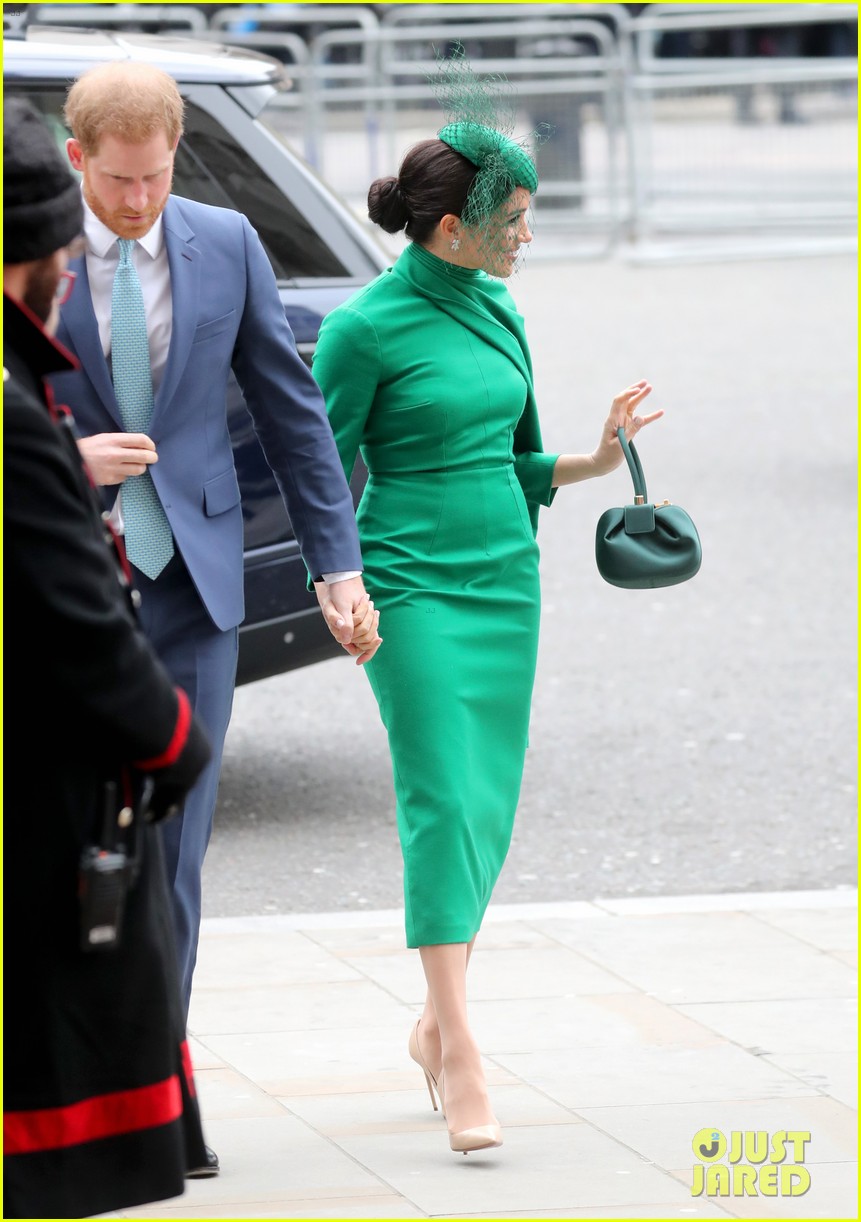 Kate Middleton, Meghan Markle & Their Husbands Reunite at Commonwealth