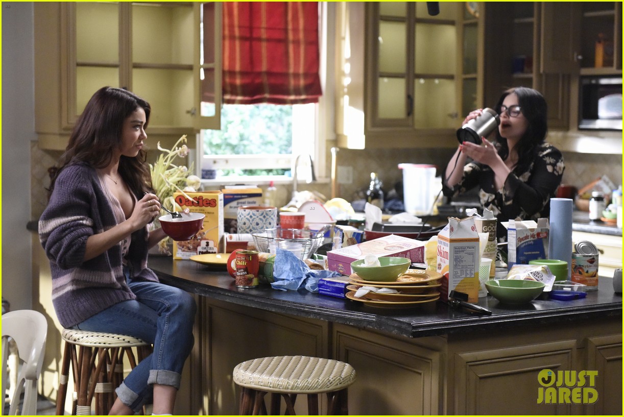 'Modern Family's Series Finale Airs Tonight See All The Pics From The Final Two Episodes