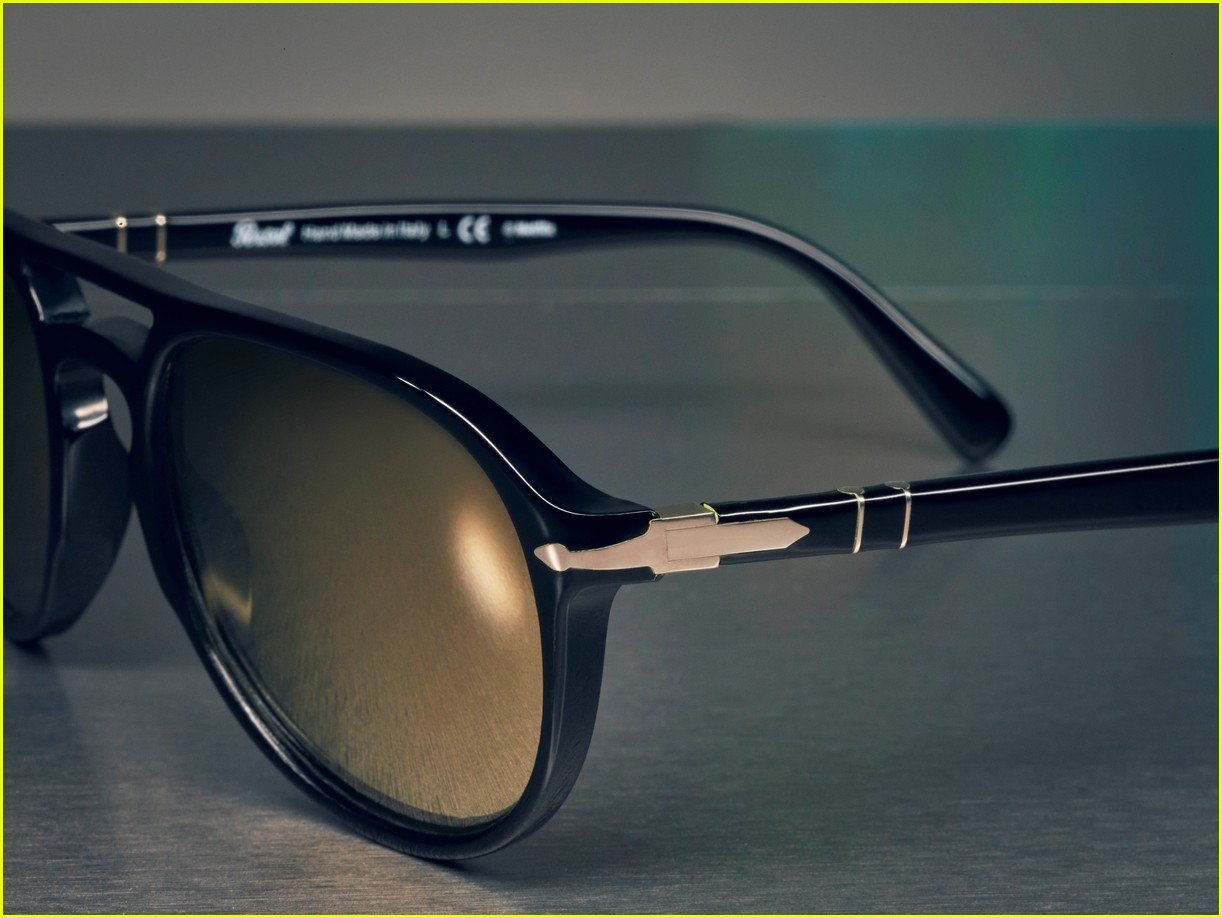 Look Like The Professor from 'Money Heist' with These Glasses! Photo