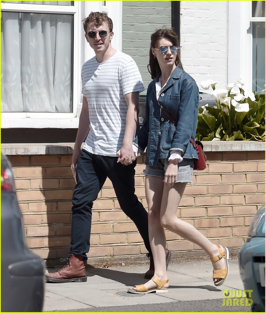 Normal People�s Daisy EdgarJones Makes Rare Appearance