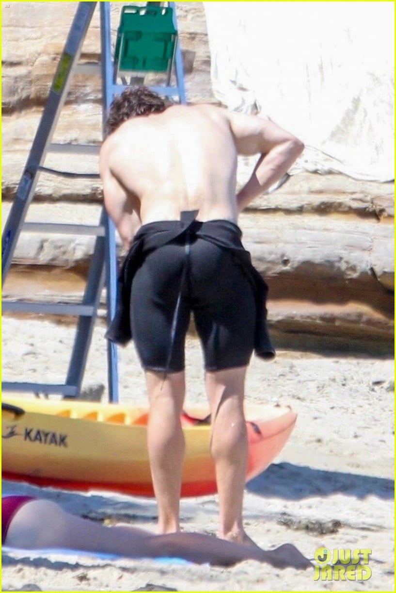 Aaron TaylorJohnson Goes Shirtless After Surfing in